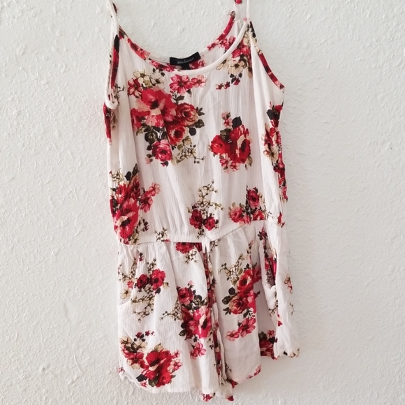 Floral romper shorts - Picture 2 of 7